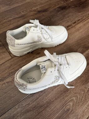 Women's Nike Air Force 1 Pixel SE "Leopard" Sneakers / Shoes - Size 10